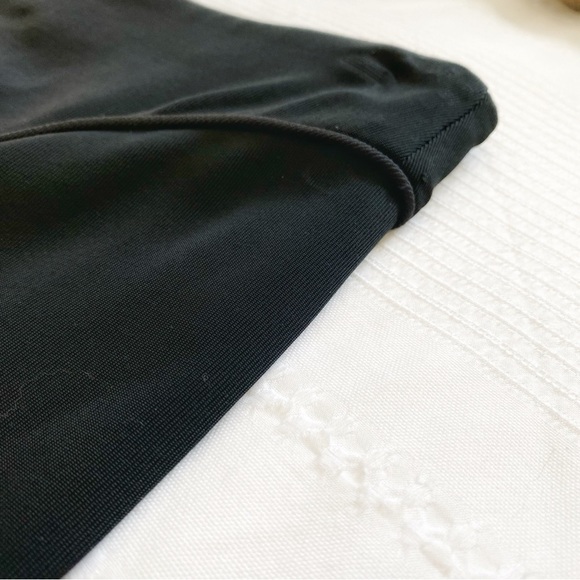 GIORGIO ARMANI BLACK HIGH RISE BANDAGE PENCIL SKIRT - XS (IT38) - Picture 9 of 10